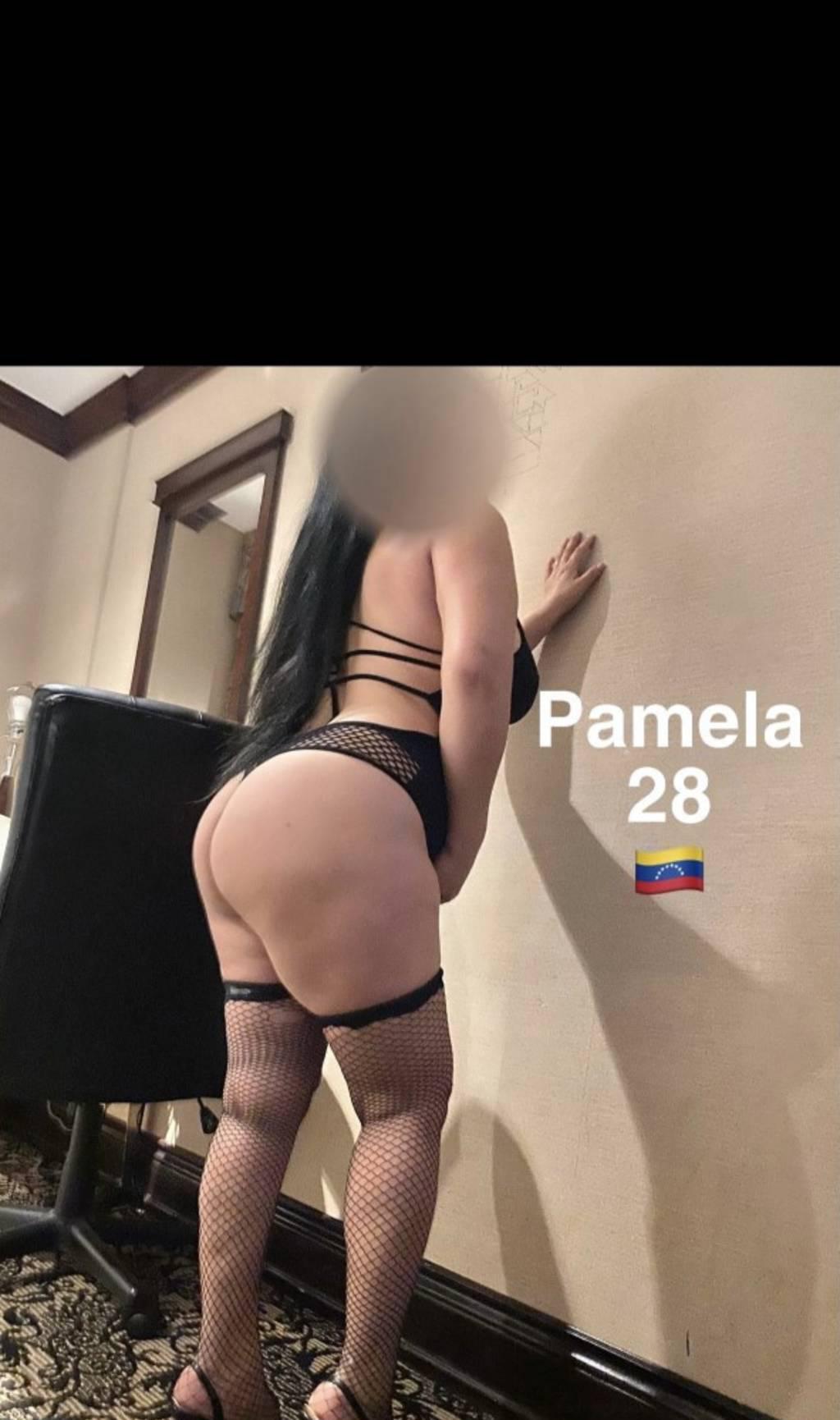 Sexy pamela