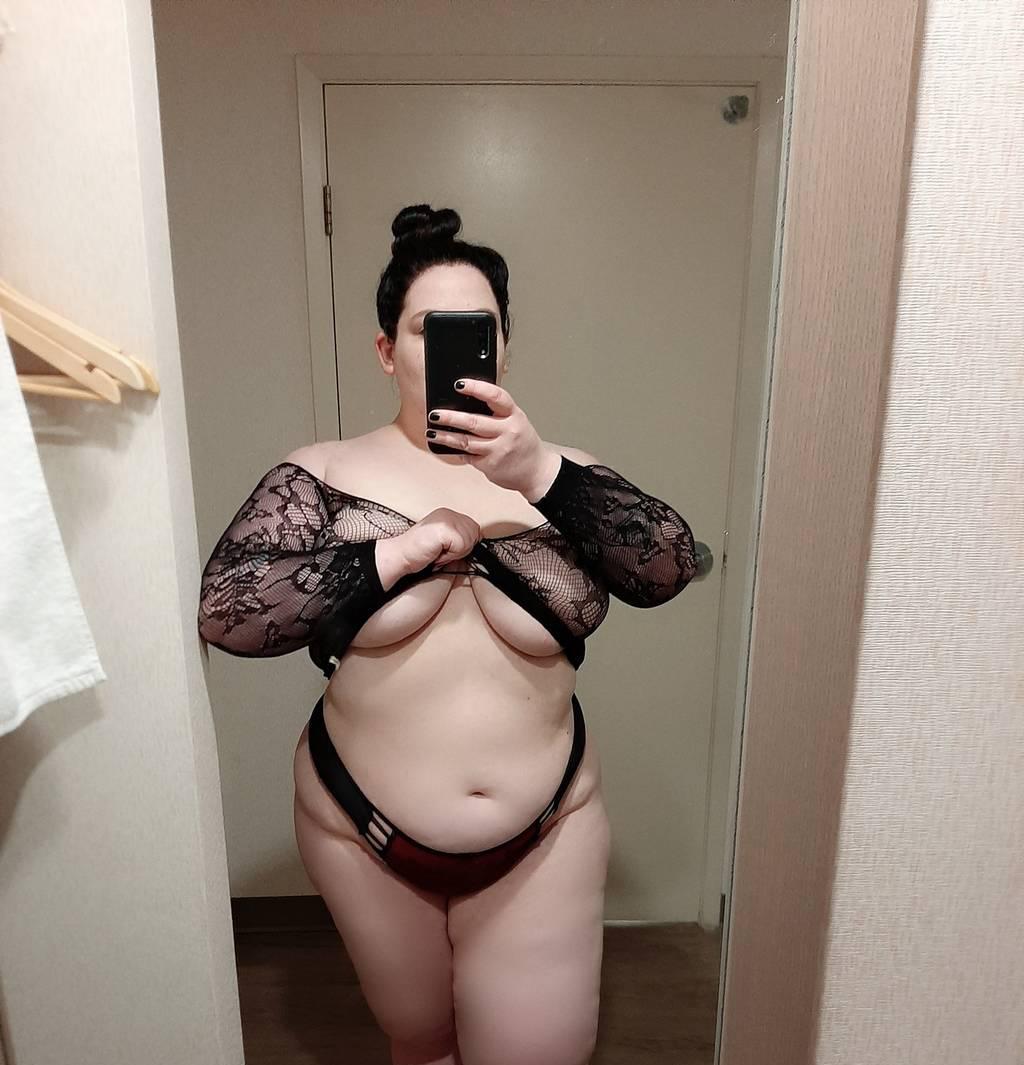 VISITING HWY 7 + LESLIE FOR LIMITED TIMECURVY BUSTY BBW