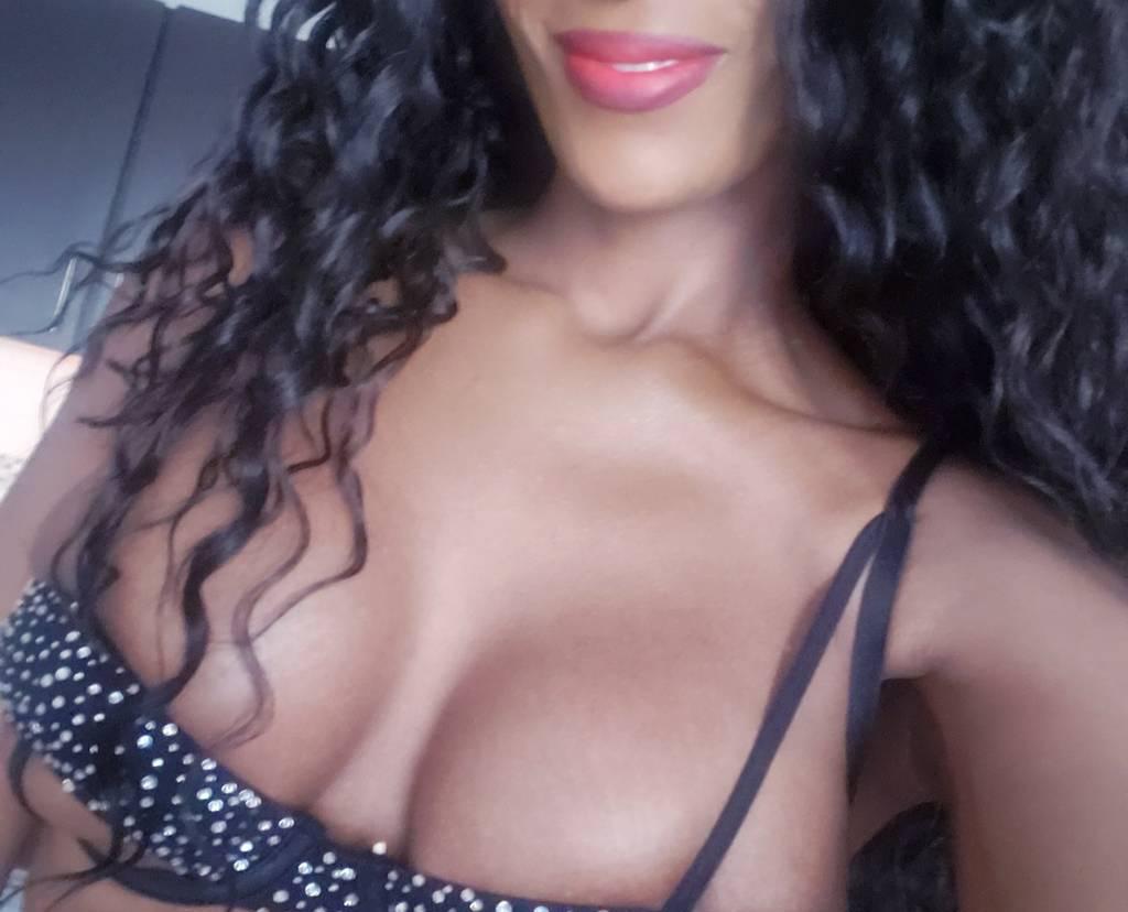 EBONY BEAUTY IN CALGARY ONLY ** NEW VIDEO*431_541_2979