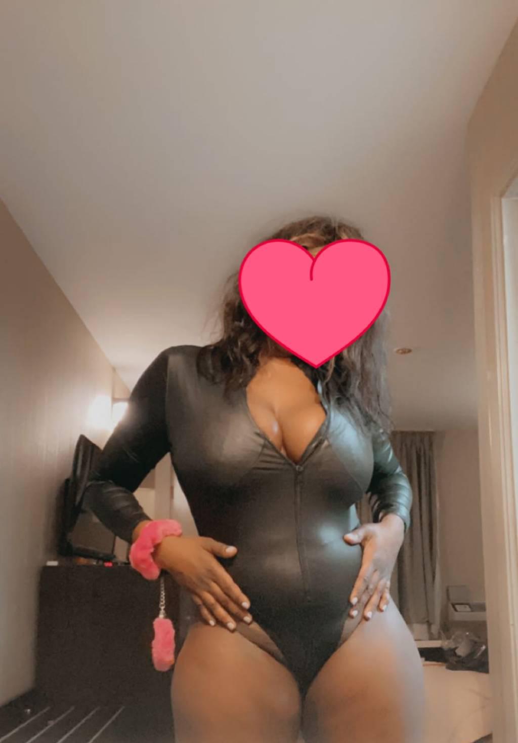 BUSTY AND BUBBLY WELL REVIEWED EBONY !! FULL GFE IN/OUT