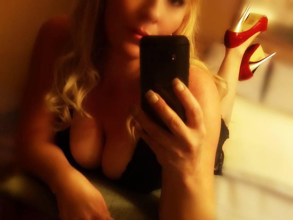 Buxom Sensual Blond coming out of retirement in need of Fun!