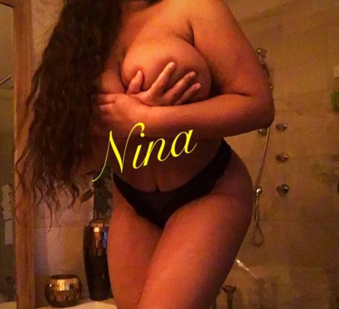 Tall sexy busty 36F natural beauty