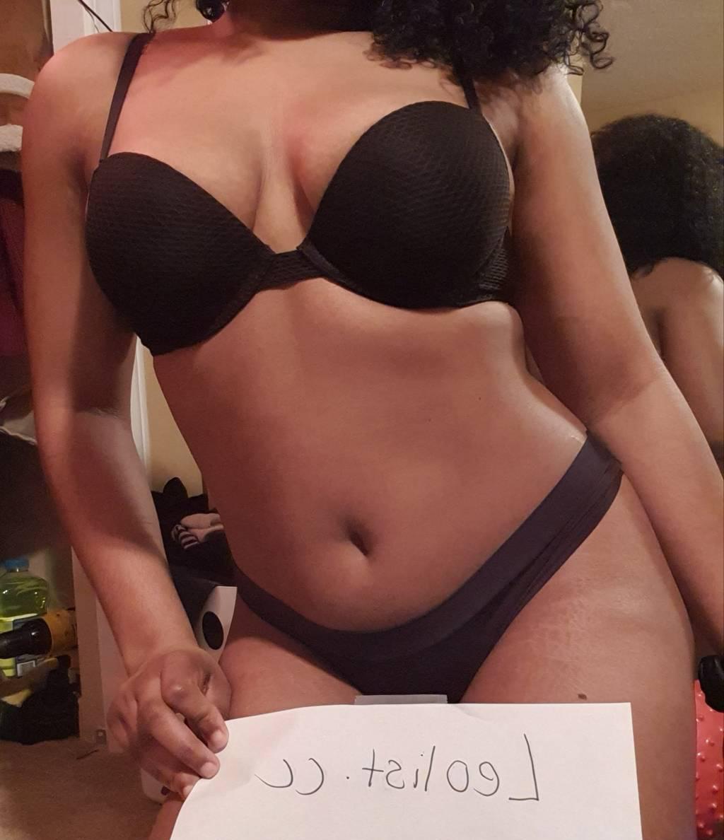 *Outcalls only*mixed goddess in town**5 service.** nymph