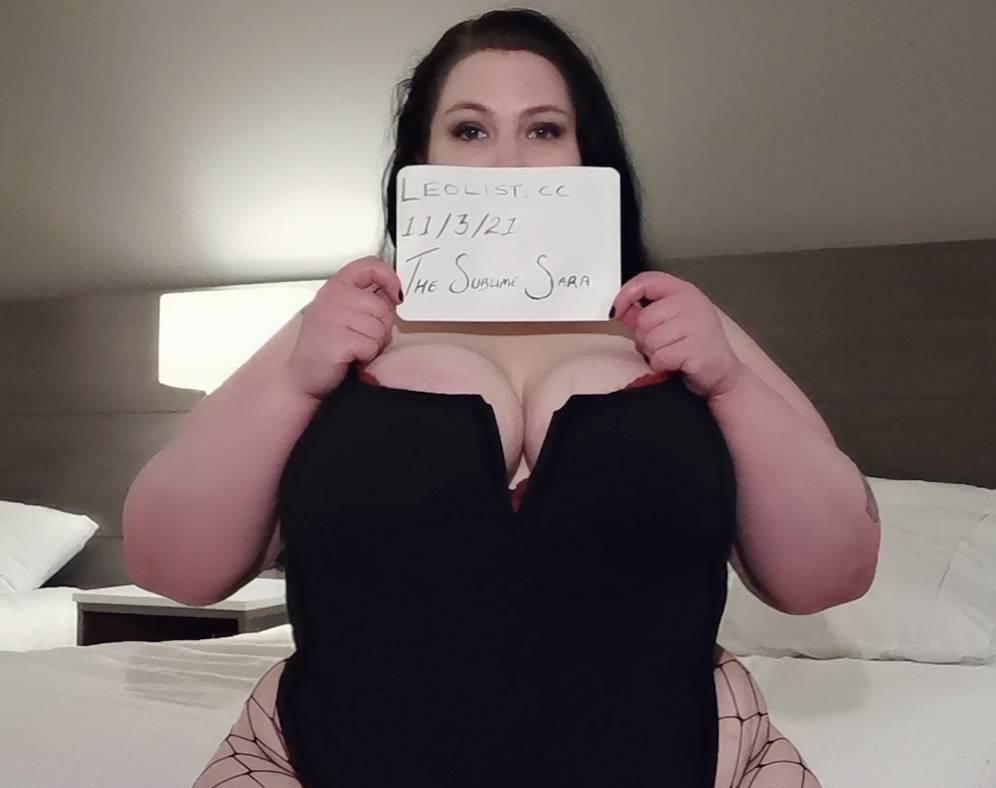 LAST DAY IN OAKVILLEBusty Curvy BBW