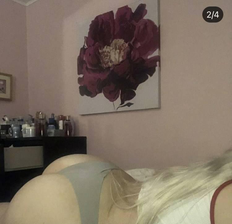 im so horny come play with me DUO AVAILBLE out/in