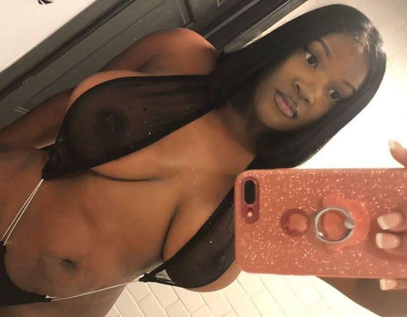 LLYOLD on 15th prebooking exotic curvy ebony candi