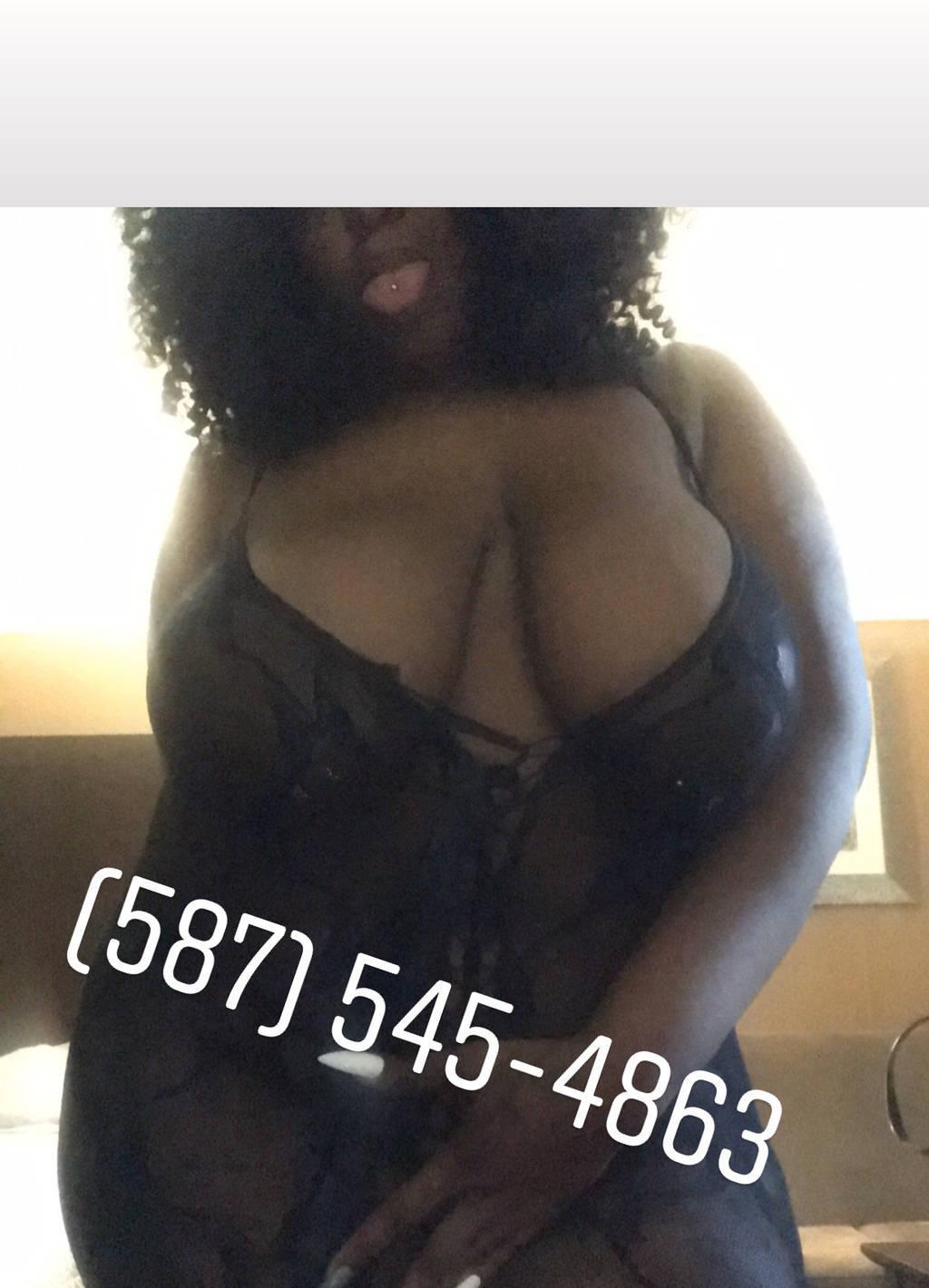 BRAMPTON CAR CALLS/OUTCALLSAVAILABLE NOW ...ASHLEY