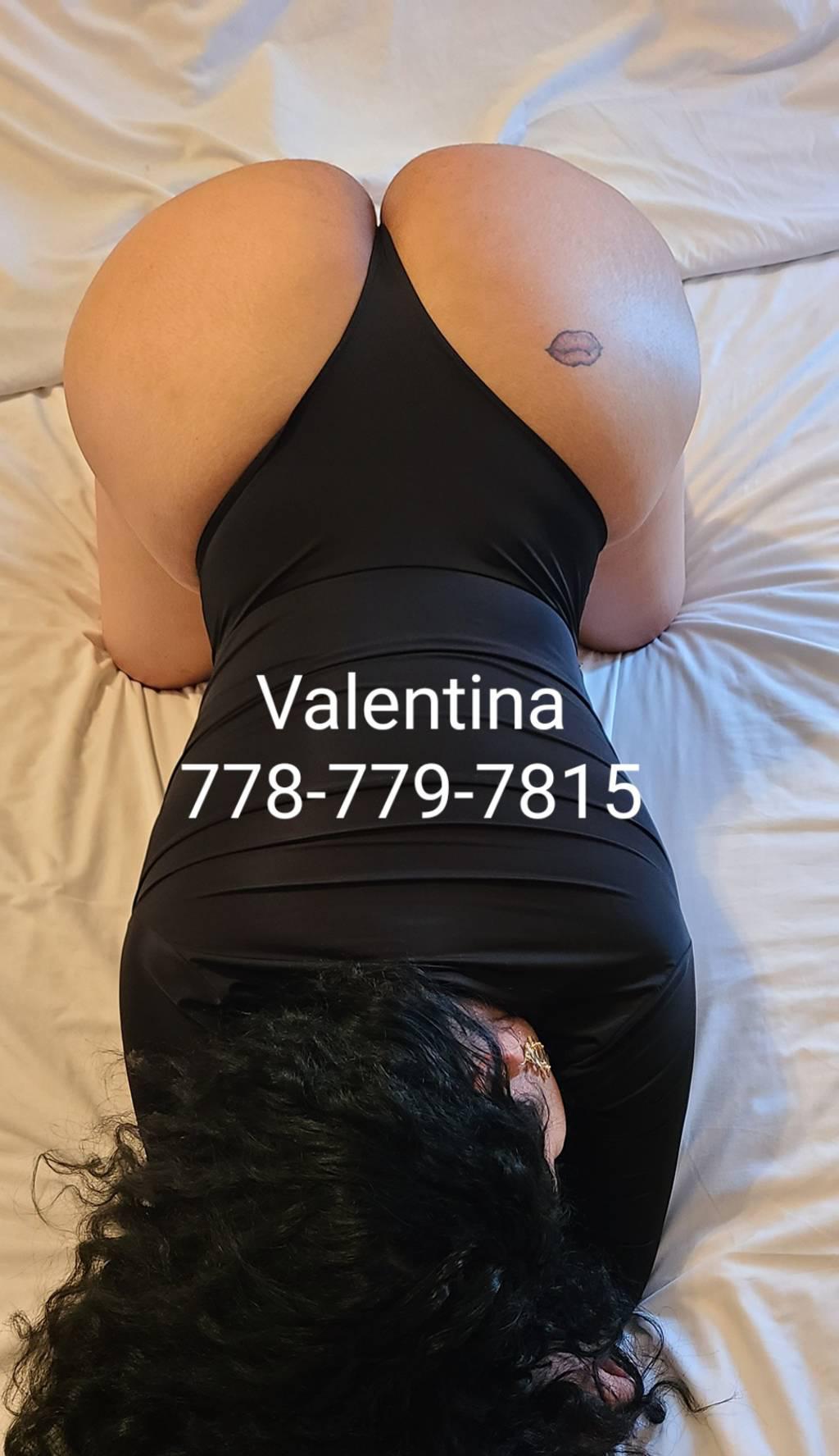 Belleville .100% real sultry 36dd's curvy latina