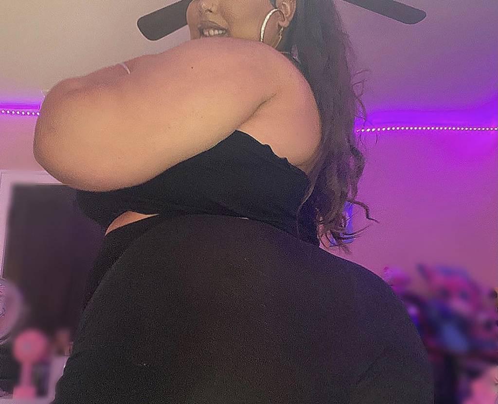 *Thick Exotic Latina BBW* juicy& wet