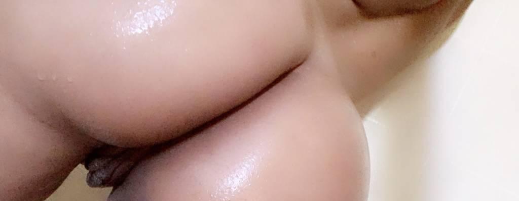 SLIPPERY, WeT FUN CuM play with my pretty PusSy