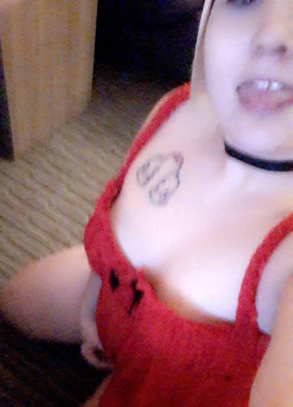 Sexy jayla ready to satisfy