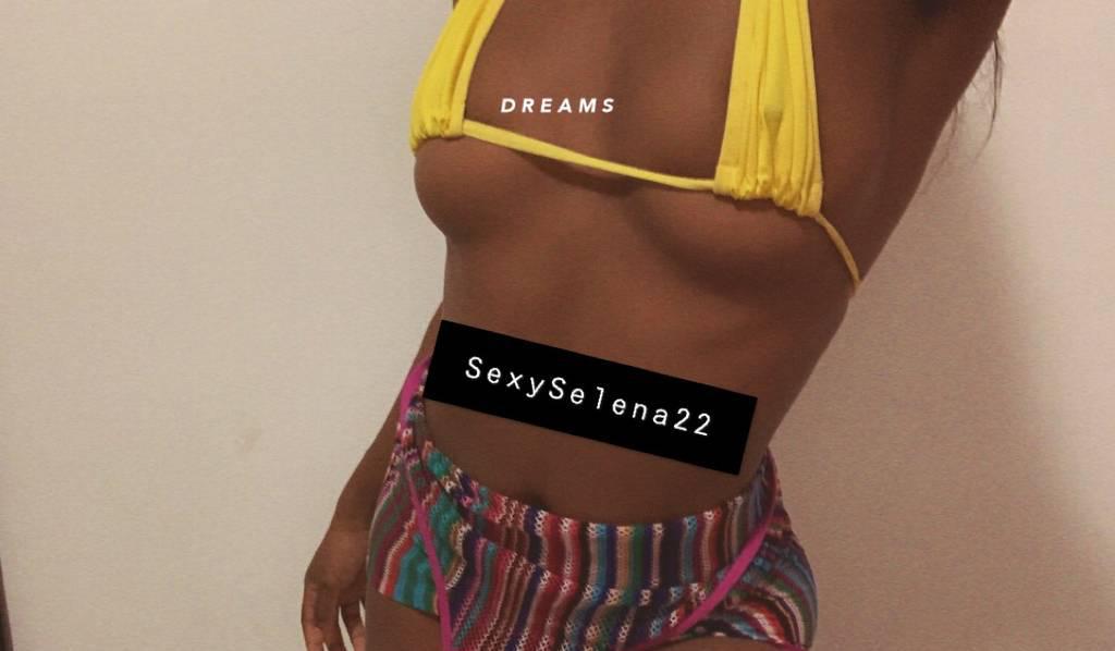 Downtown Toronto Sexy Ebony Playmate Seeking Older Males