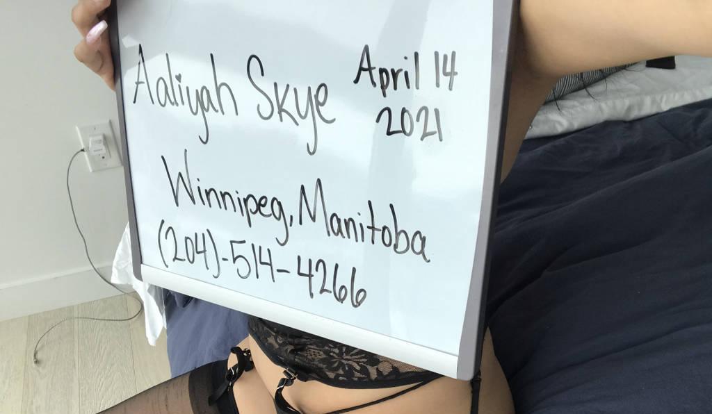 OSBORNE VILLAGE SEXY YOUNG 19 YEAR OLD READY TO GET FREAKY!