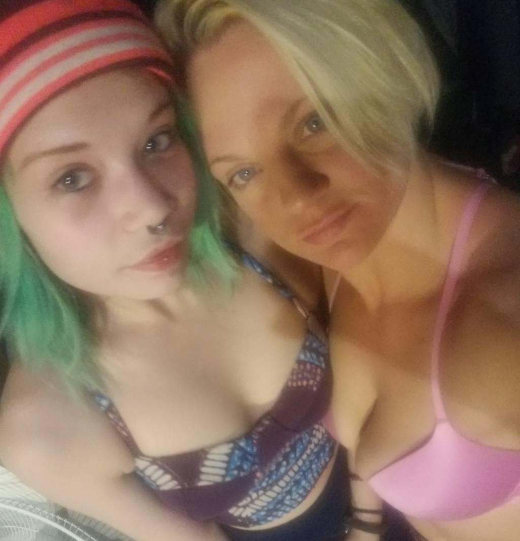 Cum Play with us