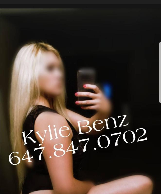  Kylie Benz   HOT ℬLONDE ℬOMBSHELL